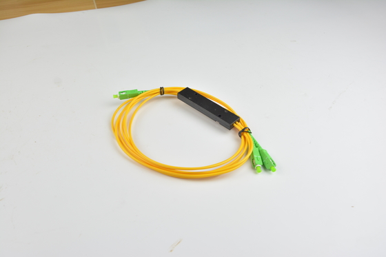 1x2 4 8 16 박스 PLC G657A1 0.9mm SCUPC 방향성을 위한 코퍼 광섬유 PLC 스플리터 dB ≥55