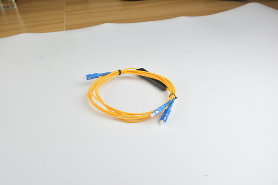 1x2 4 8 16 박스 PLC G657A1 0.9mm SCUPC 방향성을 위한 코퍼 광섬유 PLC 스플리터 dB ≥55