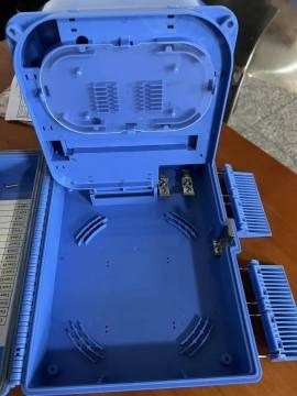 인도네시아의 FTTH 유통 섬유 시스템을 위한 300*245*100mm 미니 타입 스플리터 FDB