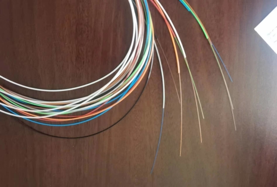 FTTX ODB NAP FTTH 2*8 스틸 튜브 PLC 스플리터 커넥터 없는 고강도 가닥